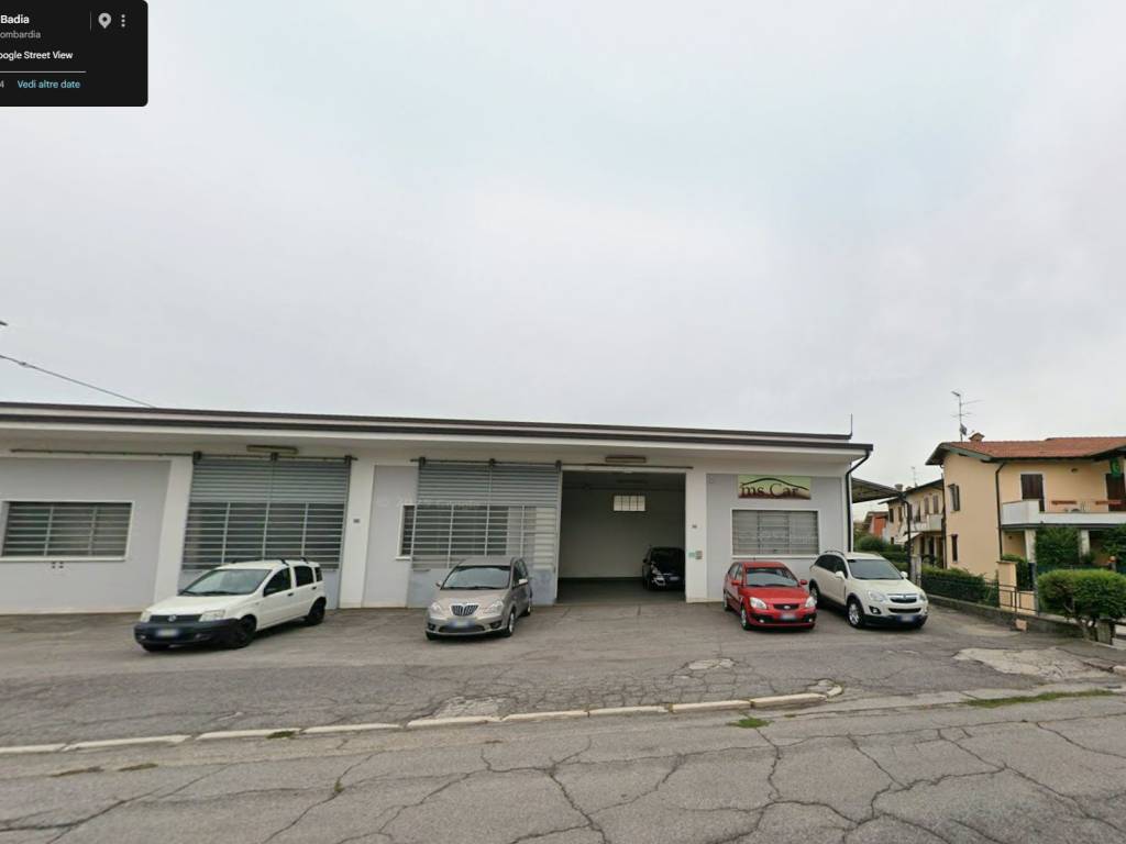 locale commerciale in affitto a Leno