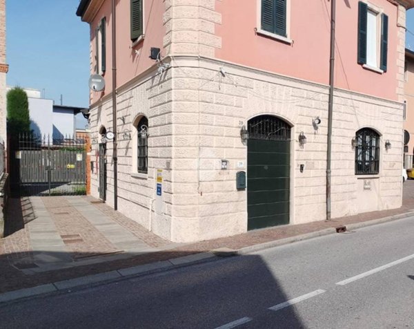 negozio in affitto a Lograto