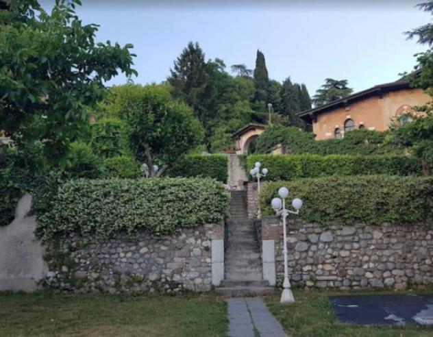negozio in affitto a Lonato del Garda