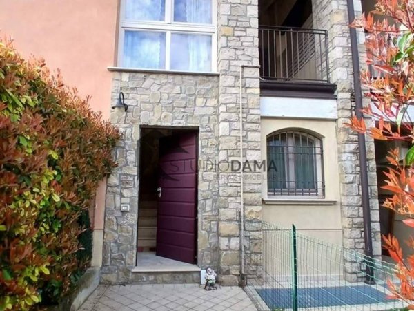 appartamento in affitto a Lonato del Garda in zona Centenaro