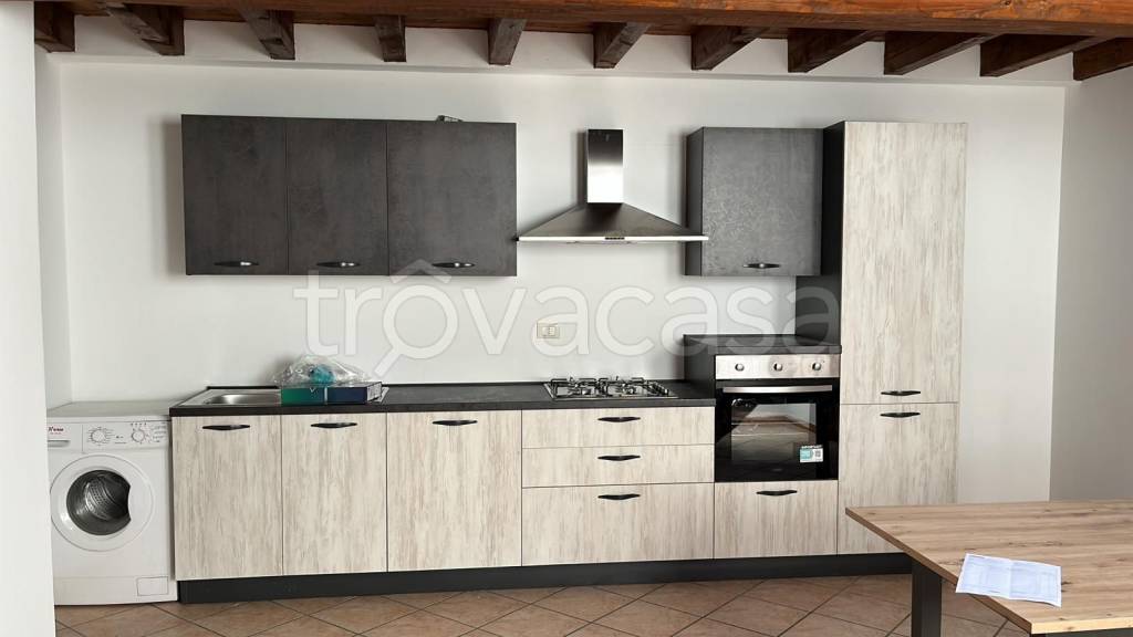 appartamento in affitto a Lonato del Garda