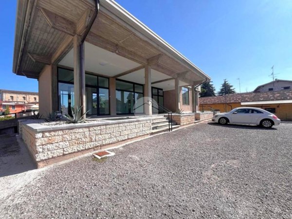 negozio in affitto a Lonato del Garda