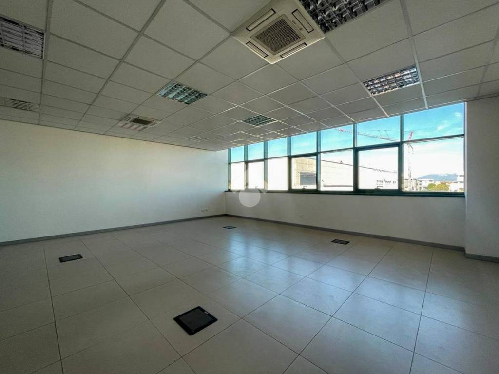 ufficio in affitto a Lonato del Garda