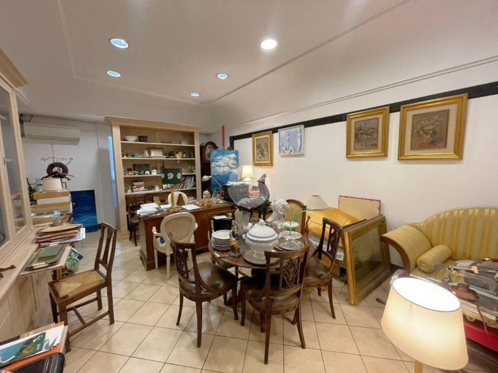 negozio in affitto a Lonato del Garda