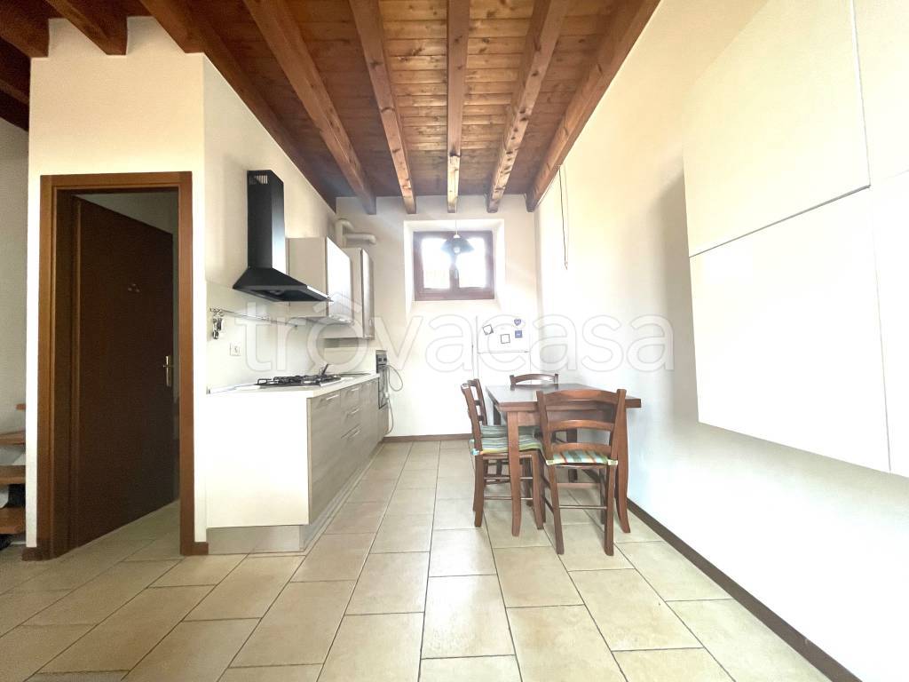 appartamento in affitto a Lonato del Garda