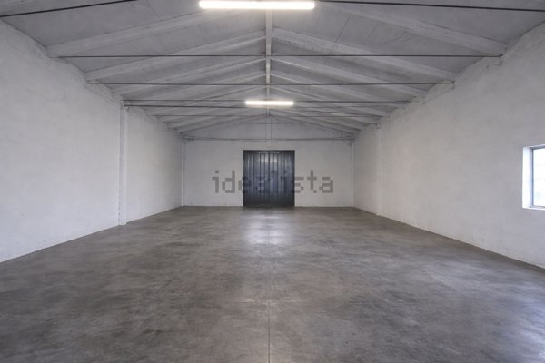 locale di sgombero in affitto a Lonato del Garda