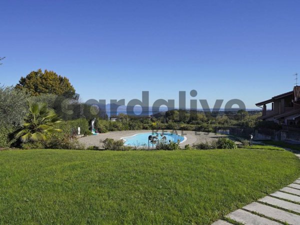 casa indipendente in affitto a Lonato del Garda in zona Barcuzzi