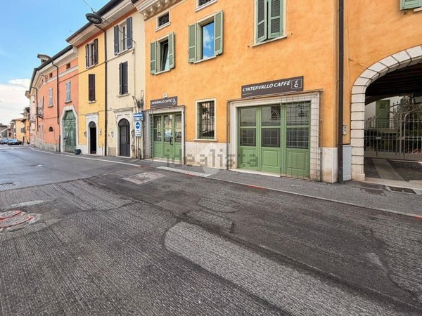 locale commerciale in affitto a Lonato del Garda in zona Lido