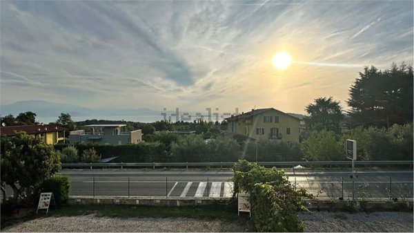 appartamento in affitto a Lonato del Garda in zona Barcuzzi