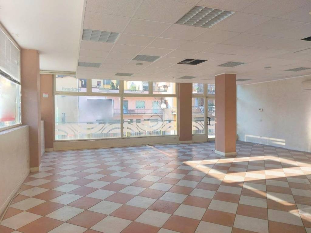 negozio in affitto a Lumezzane in zona San Sebastiano