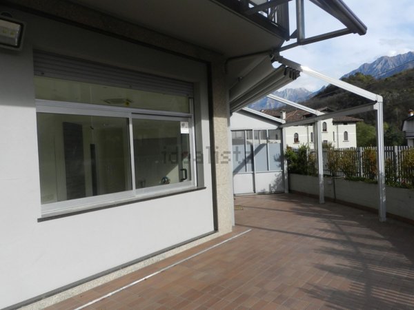 locale commerciale in affitto a Malegno
