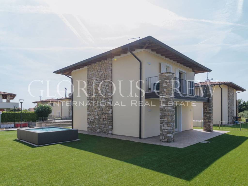 casa indipendente in affitto a Manerba del Garda