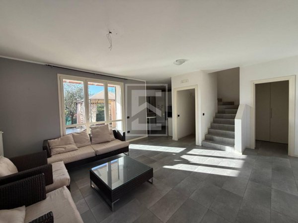 casa indipendente in affitto a Manerba del Garda