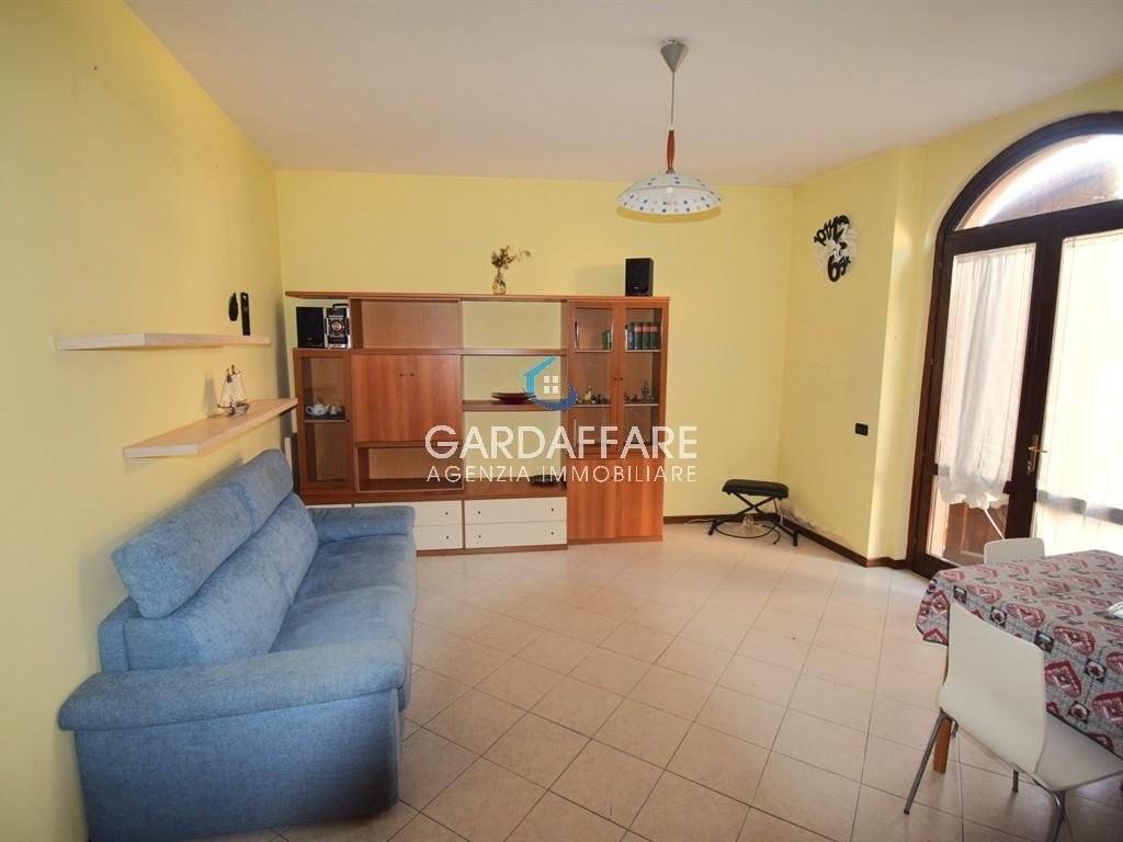 appartamento in affitto a Manerba del Garda in zona Solarolo
