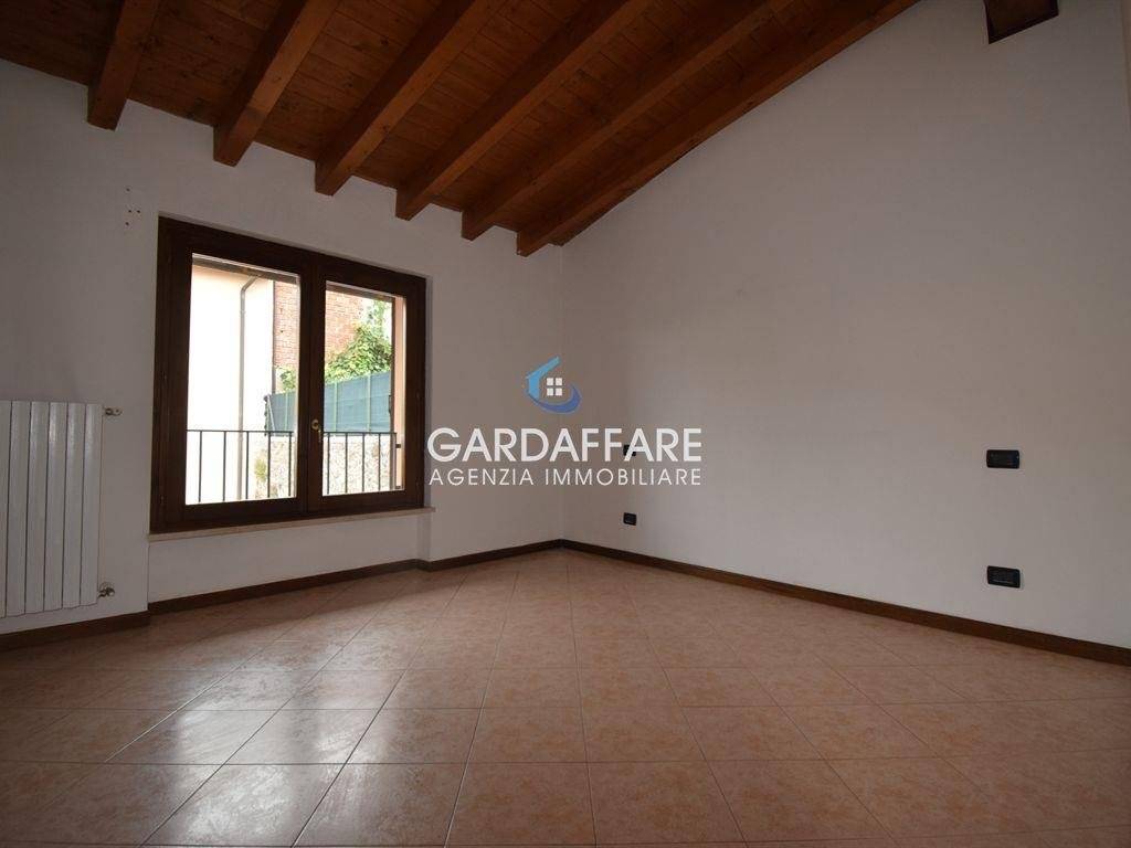 appartamento in affitto a Manerba del Garda in zona Solarolo