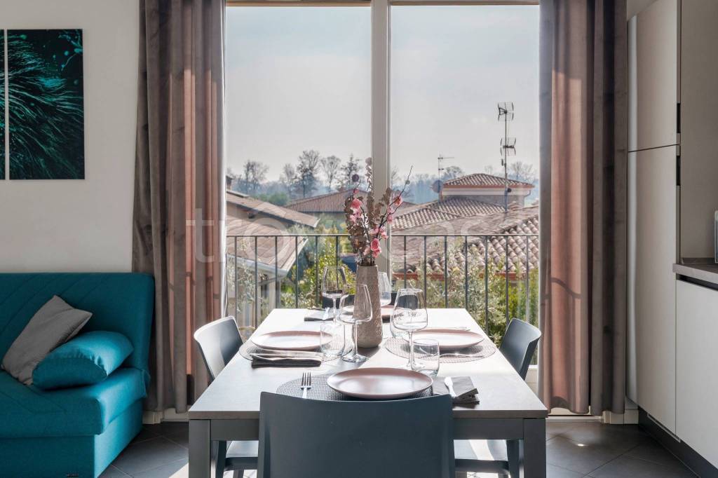 appartamento in affitto a Manerba del Garda in zona Solarolo