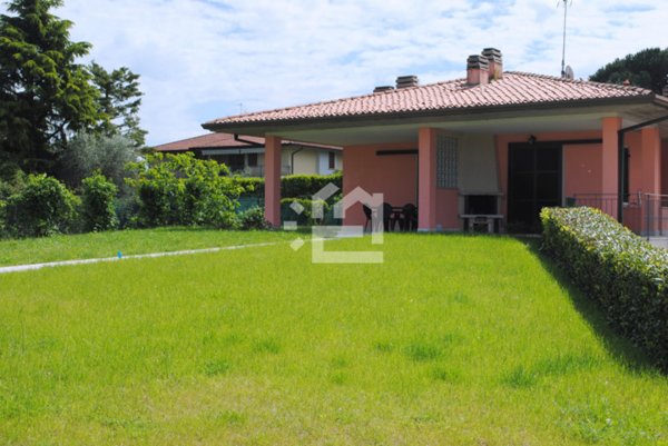 casa indipendente in affitto a Manerba del Garda