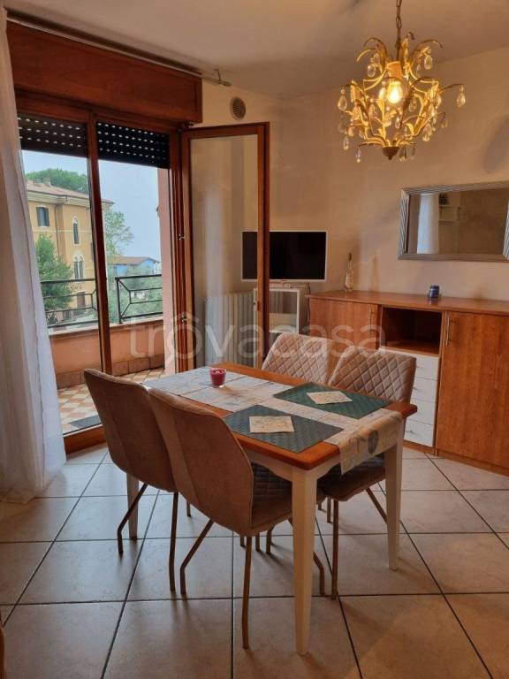 appartamento in affitto a Manerba del Garda in zona Montinelle