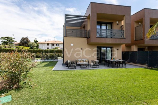 casa indipendente in affitto a Manerba del Garda