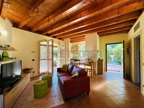 appartamento in affitto a Manerba del Garda in zona Montinelle