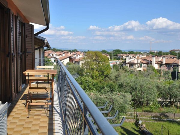 appartamento in affitto a Manerba del Garda in zona Solarolo