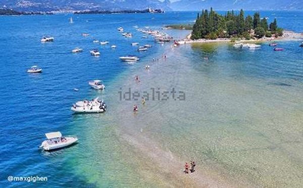 casa indipendente in affitto a Manerba del Garda in zona Crociale