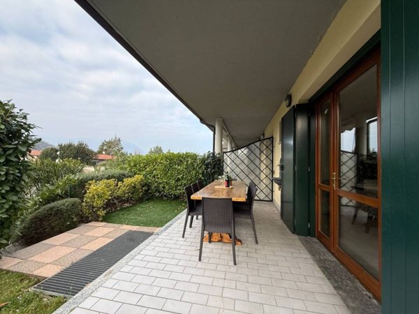casa indipendente in affitto a Manerba del Garda in zona Pieve Vecchia