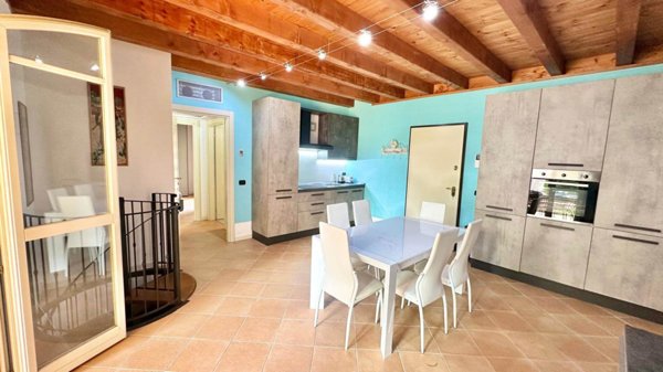 appartamento in affitto a Manerba del Garda in zona Montinelle