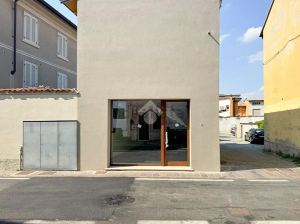 locale commerciale in affitto a Manerbio