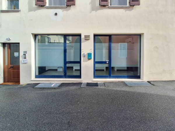 negozio in affitto a Manerbio