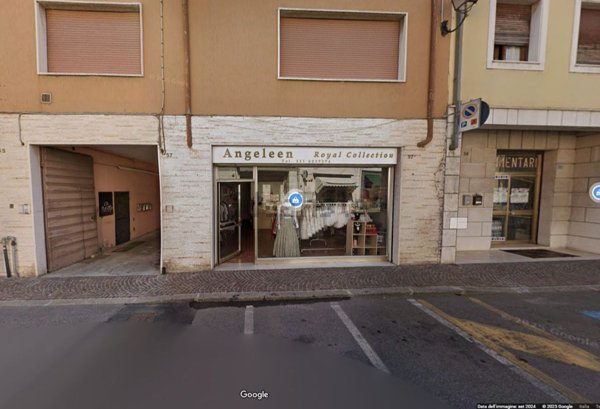 negozio in affitto a Manerbio