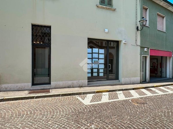 ufficio in affitto a Manerbio