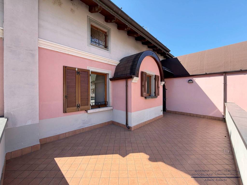 appartamento in affitto a Marone