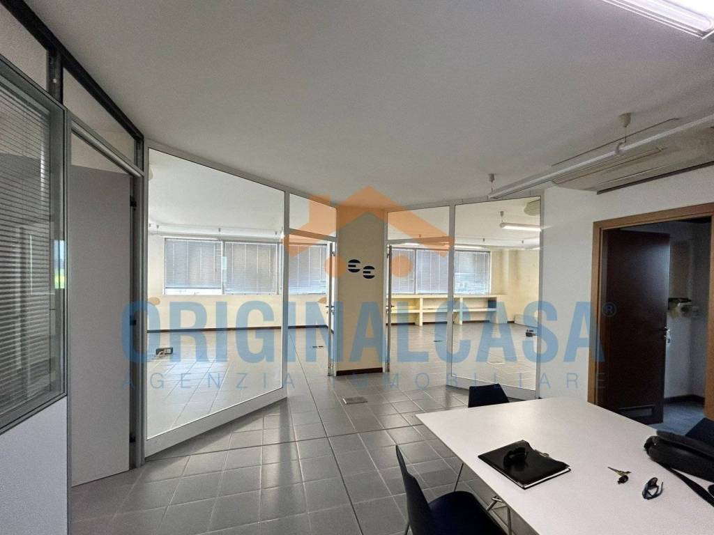 ufficio in affitto a Mazzano in zona Molinetto