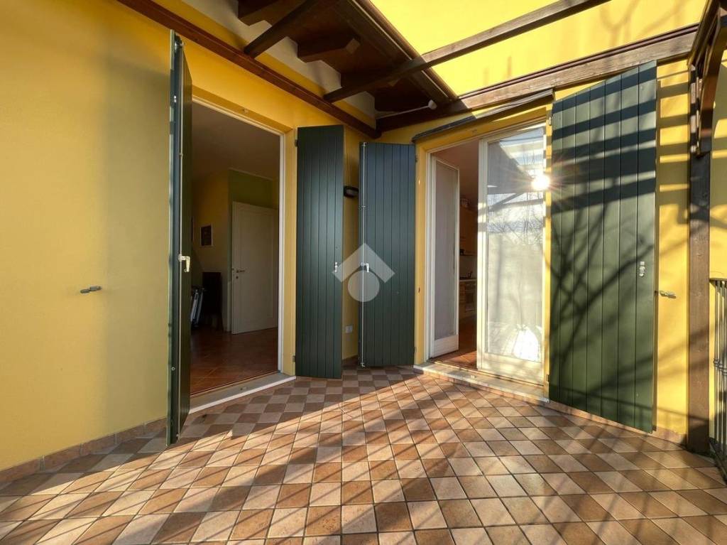 appartamento in affitto a Moniga del Garda