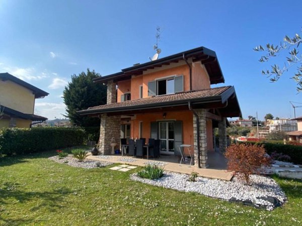 casa indipendente in affitto a Moniga del Garda