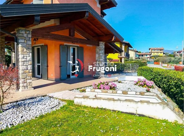 casa indipendente in affitto a Moniga del Garda