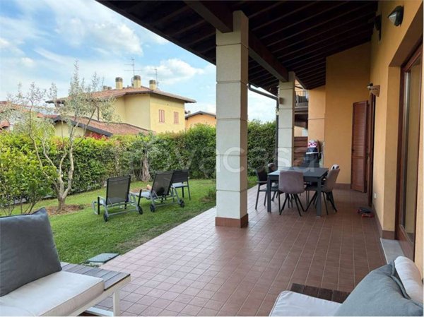 casa indipendente in affitto a Moniga del Garda