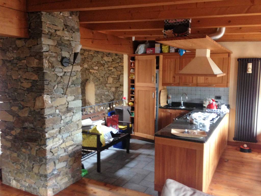 appartamento in affitto a Monno