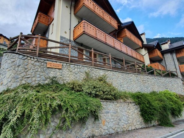 appartamento in affitto a Monno