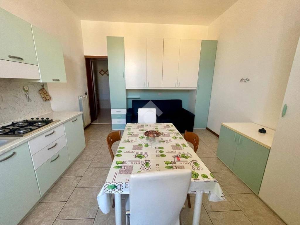 appartamento in affitto a Montichiari in zona Rò