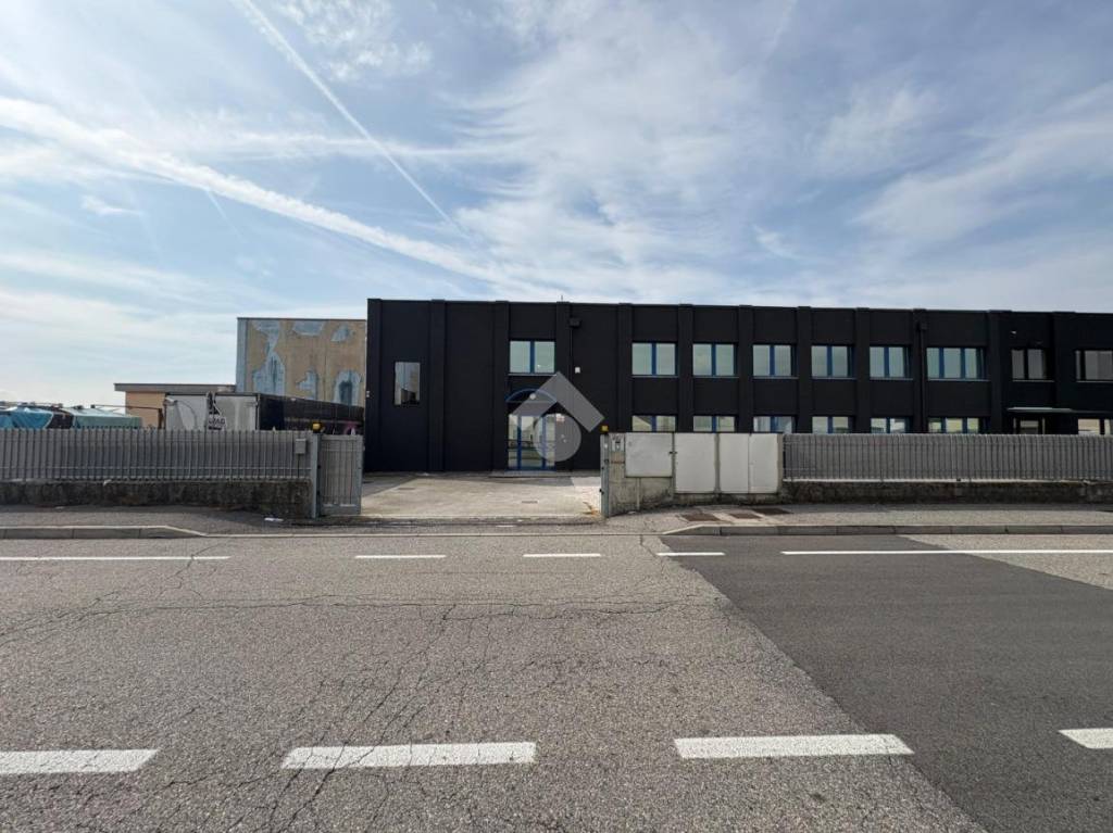 ufficio in affitto a Montichiari