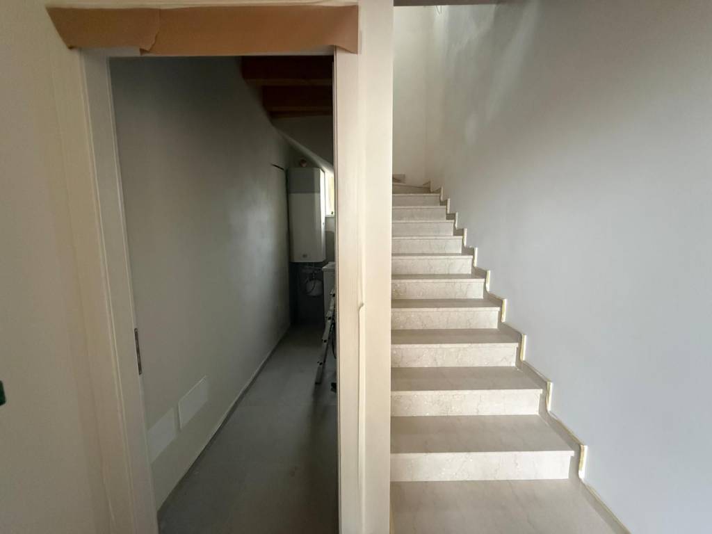 appartamento in affitto a Montichiari in zona Rò