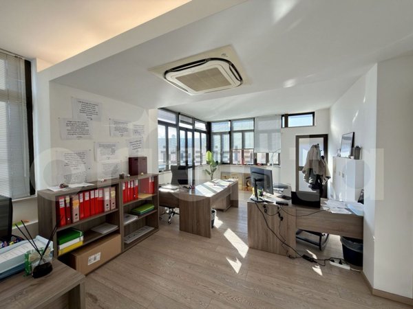 ufficio in affitto a Montichiari in zona Rò