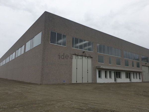 capannone in affitto a Montichiari