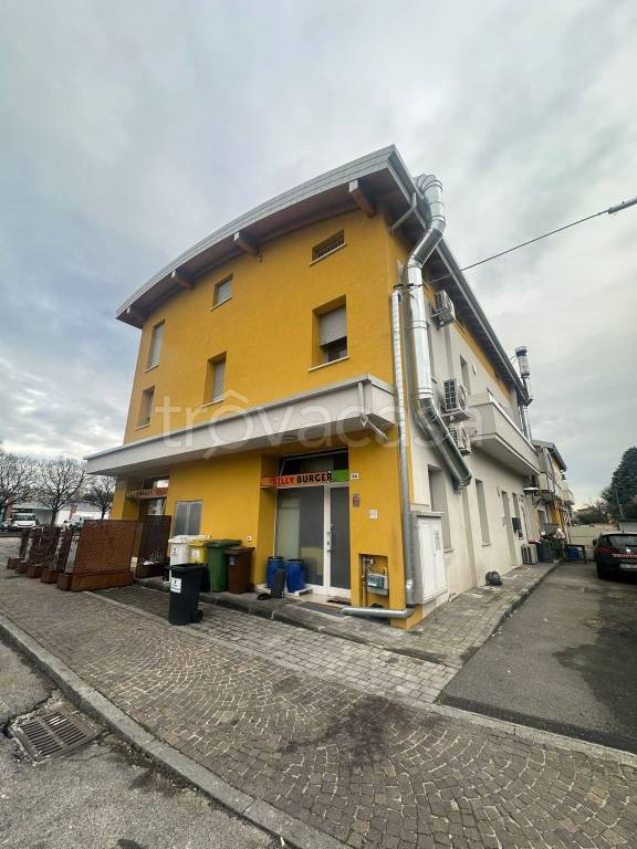 appartamento in affitto a Montichiari in zona Centro Storico