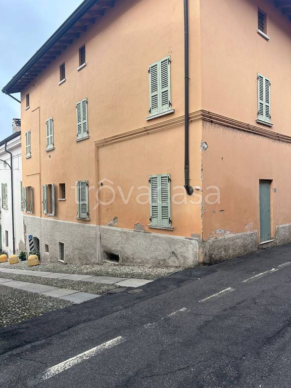 appartamento in affitto a Montichiari in zona Centro Storico