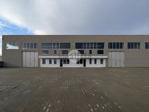 capannone in affitto a Montichiari