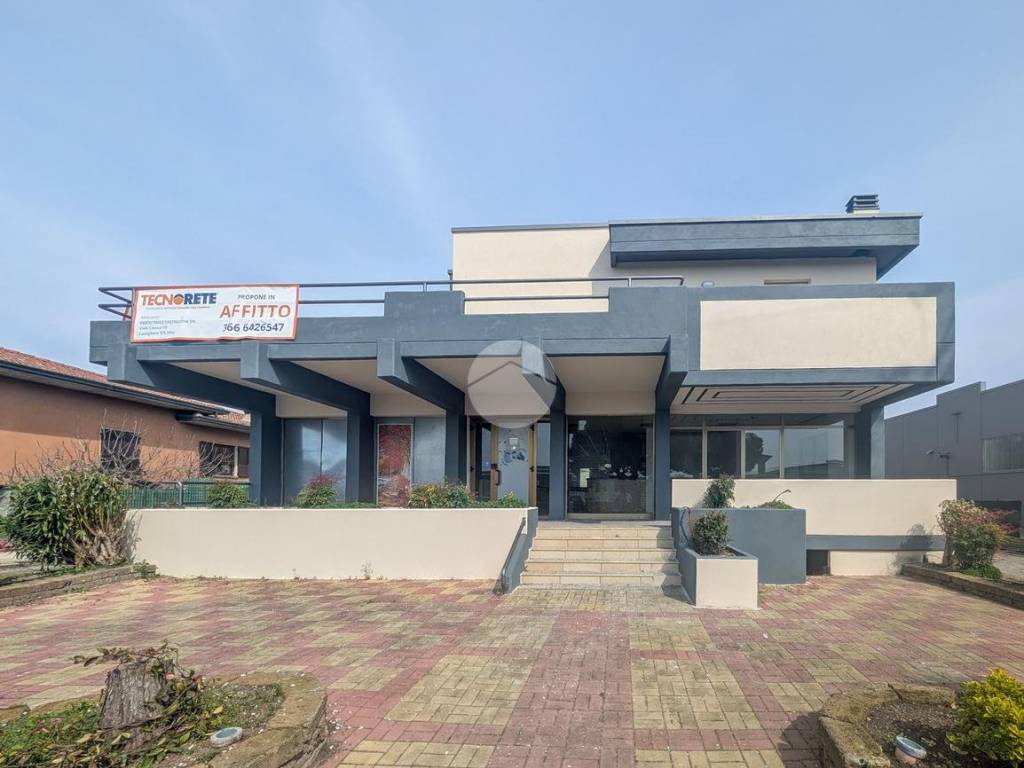 negozio in affitto a Montichiari in zona Vighizzolo