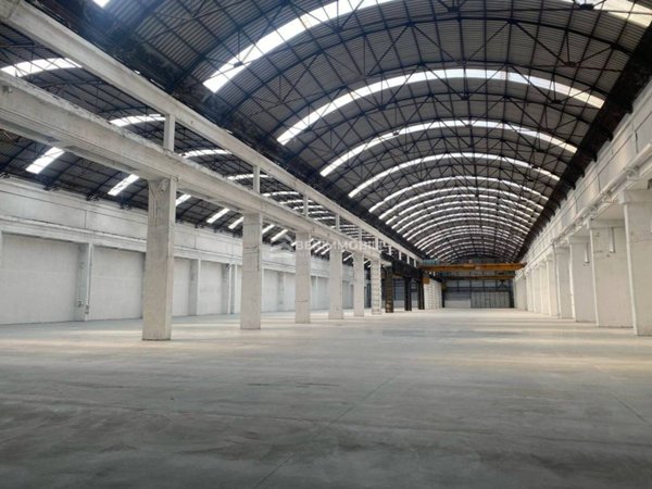 locale commerciale in affitto a Montichiari